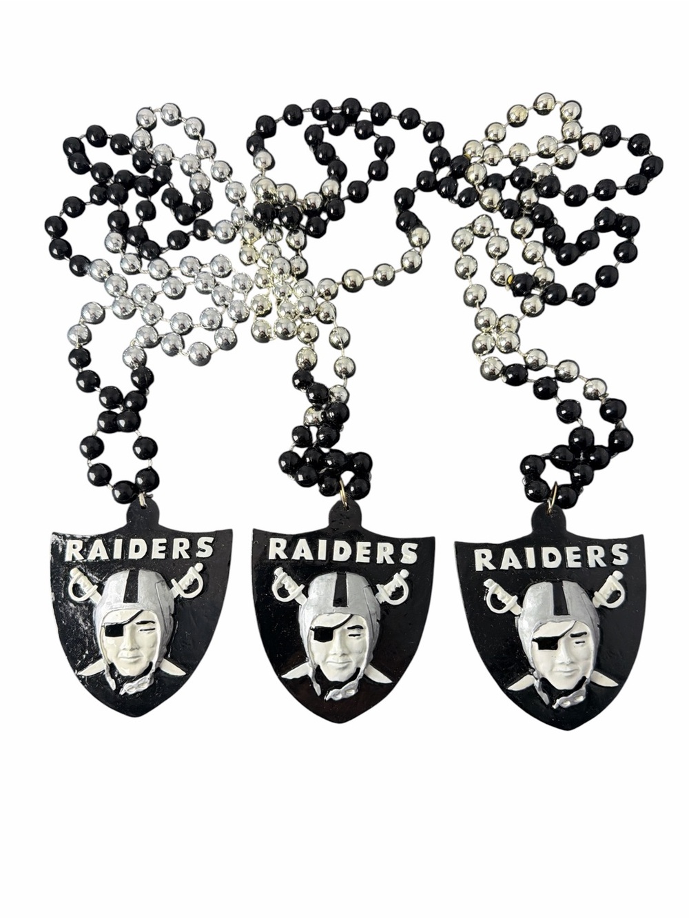 NFL Las Vegas Raiders Chain Necklace With Iconic Logo lot of 3